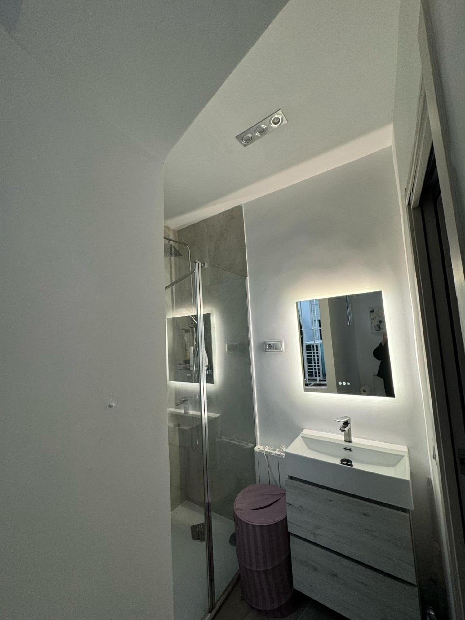 Piso Entero En Bellas Vistas Appartement Madrid